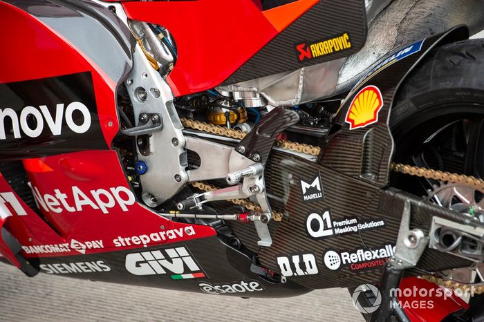 Detalle de la moto de Ducati Team 