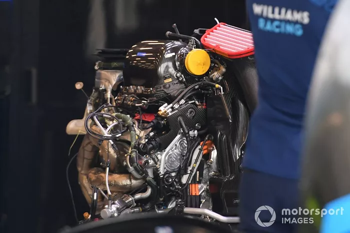Detalle del motor del Williams FW43B