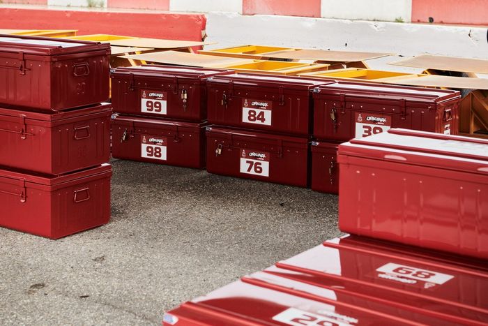 Embarque del Dakar 2021 en Marsella