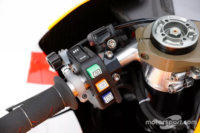 RC213V (Alex Marquez) 2020 fotos de estudio