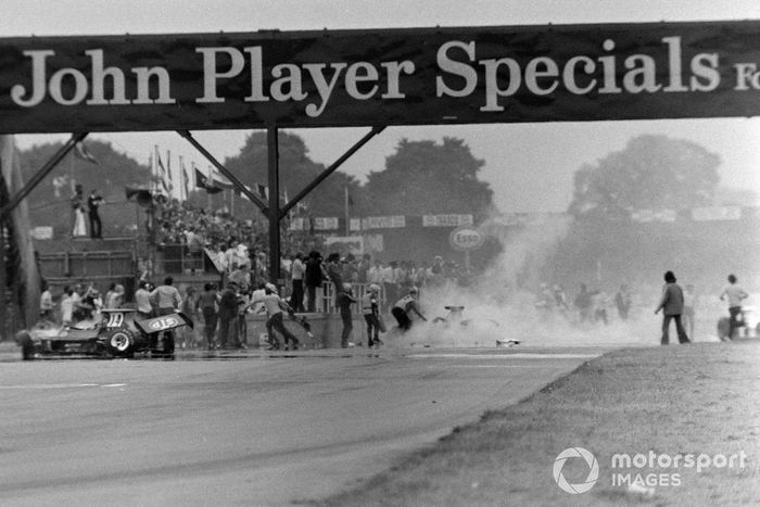 Choque de Roger Williamson, March 731 Ford