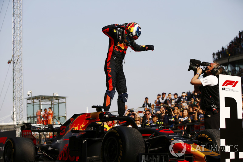 Race winner Daniel Ricciardo, Red Bull Racing