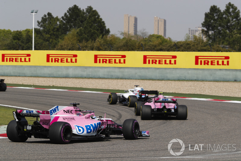 Lance Stroll, Williams FW41 Mercedes, Esteban Ocon, Force India VJM11 Mercedes, e Sergio Perez, Force India VJM11 Mercedes