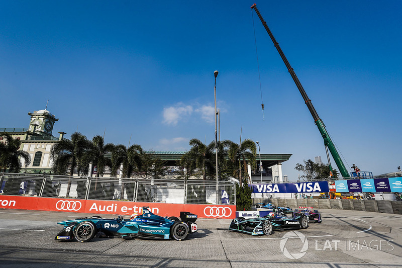 Oliver Turvey, NIO Formula E Team, leads Nelson Piquet Jr., Jaguar Racing