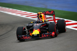 Daniil Kvyat, Red Bull Racing RB12