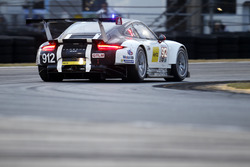 #912 Porsche Team North America Porsche 911 RSR: Michael Christensen, Earl Bamber, Frédéric Makowiec