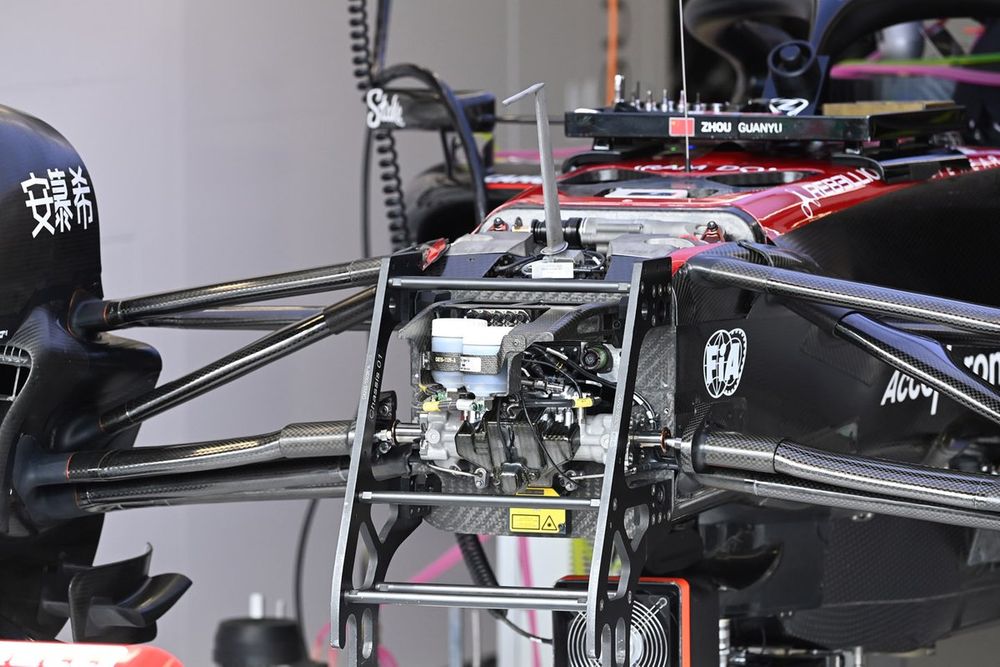 El panel delantero del Alfa Romeo C43 