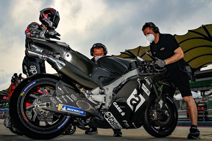 Maverick Viñales, Aprilia Racing Team
