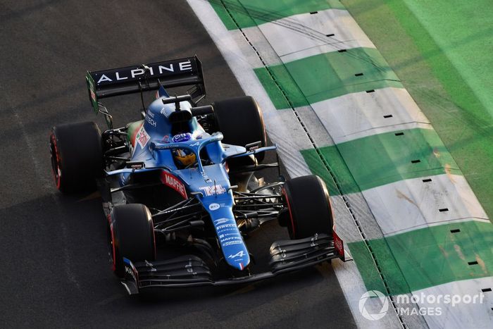 フェルナンド・アロンソ前人未到のF1”400戦目”……まだまだ辞める