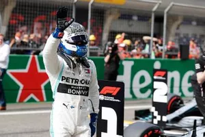 Le poleman Valtteri Bottas, Mercedes AMG F1
