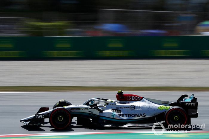 Lewis Hamilton, Mercedes W13