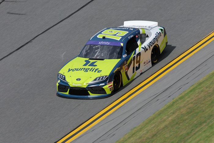 Aric Almirola, Toyota
