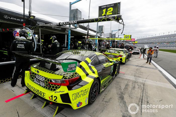 #12 Vasser Sullivan Lexus RC F GT3, GTD: Townsend Bell, Robert Megennis, Zach Veach, Frankie Montecalvo 