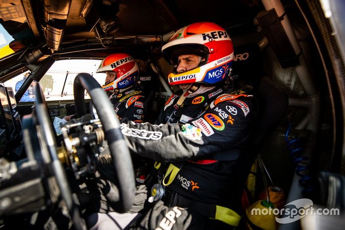 #327 Repsol Rally Team Toyota: Pujol Isidre Esteve, Txema Villalobos