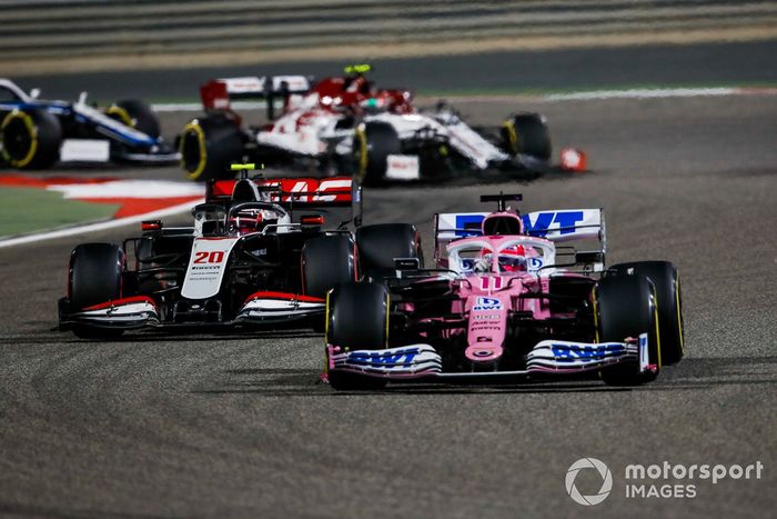 Sergio Perez, Racing Point RP20, Kevin Magnussen, Haas VF-20, e Antonio Giovinazzi, Alfa Romeo Racing C39