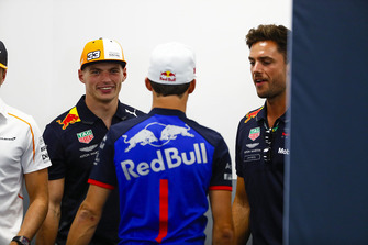 Max Verstappen, Red Bull Racing ve Pierre Gasly, Toro Rosso, basın toplantısı
