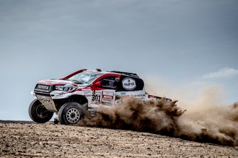 #301 Toyota Gazoo Racing Toyota Hilux: Nasser Al-Attiyah, Matthieu Baumel