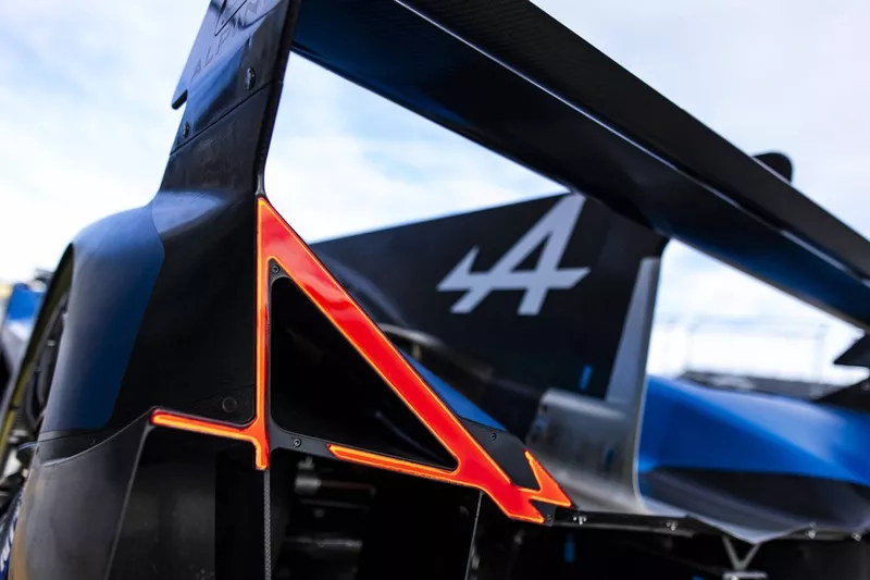 Alpine A424