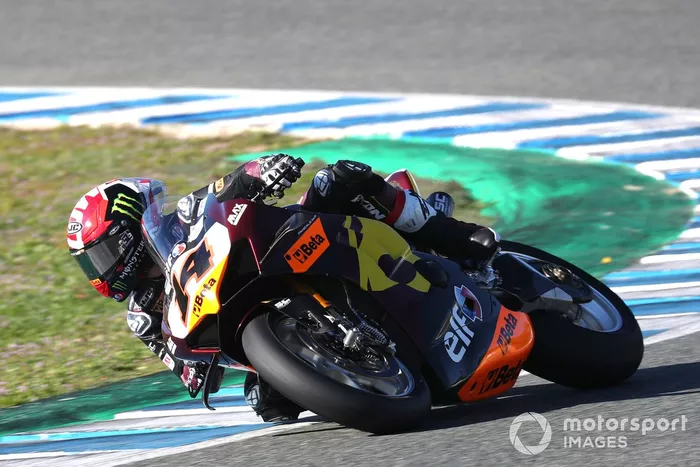 Sam Lowes