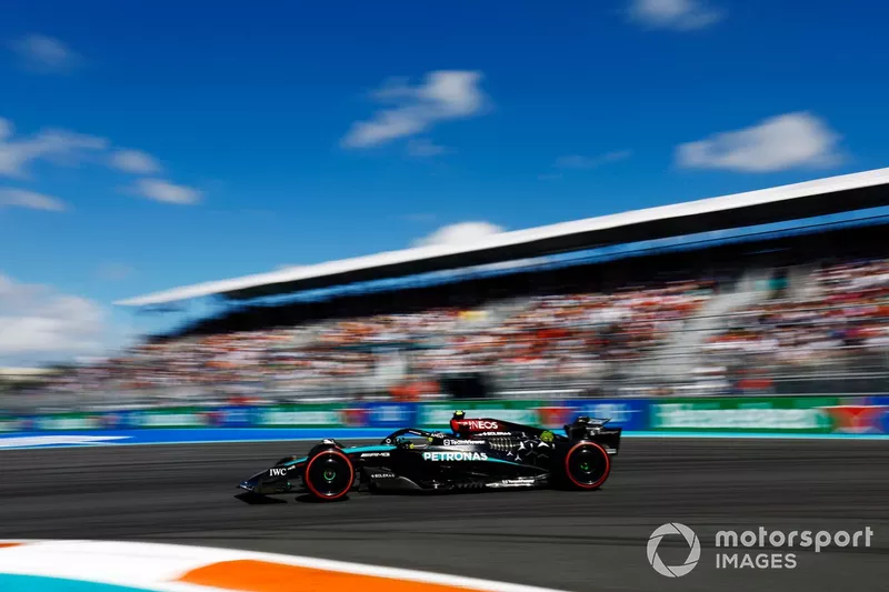 Lewis Hamilton, Mercedes F1 W15