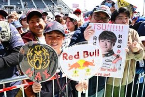 Max Verstappen, Red Bull Racing, Yuki Tsunoda, Red Bull Racing