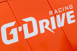 Зона команды G-Drive Racing и их логотип