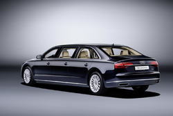 Audi A8L extended