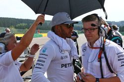 Lewis Hamilton, Mercedes AMG F1 en la parrilla