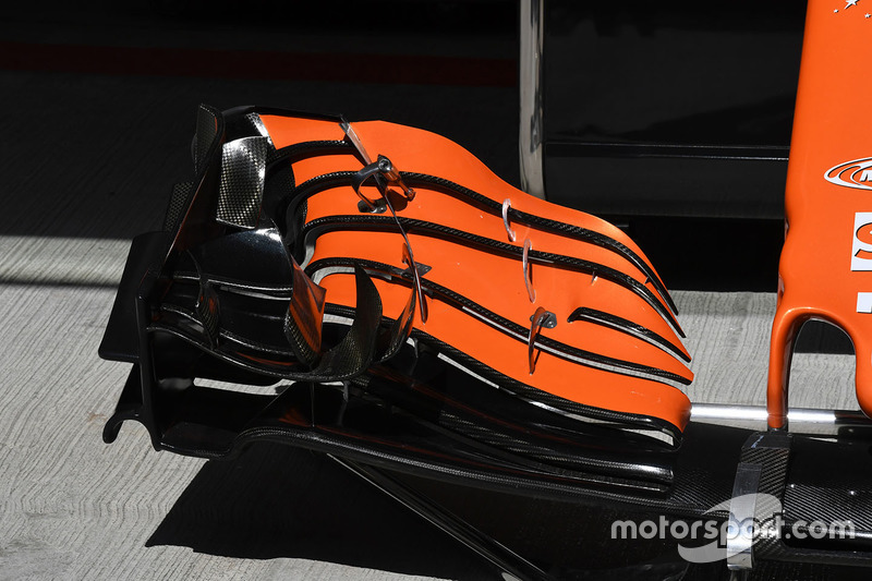McLaren MCL32 detalle ala delantera