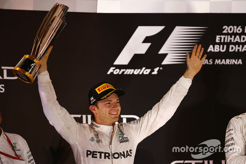 Podium: second place and new world champion Nico Rosberg, Mercedes AMG Petronas F1