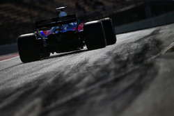 Даниил Квят, Scuderia Toro Rosso STR12