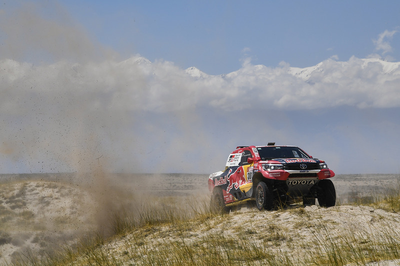 #301 Toyota Gazoo Racing Toyota Hilux: Нассер Аль-Аттія, Маттьйо Бомель
