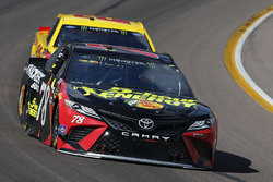 Martin Truex Jr., Furniture Row Racing, Toyota Camry 5-hour ENERGY/Bass Pro Shops