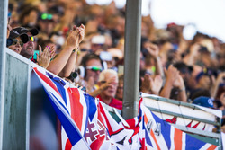 Fans show support for Lewis Hamilton, Mercedes AMG F1
