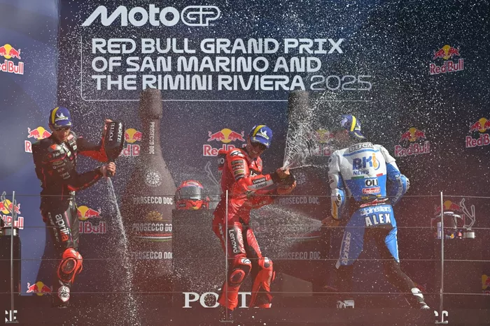 Marco Bezzecchi, Aprilia Racing, Alex Márquez, Gresini Racing, Marc Márquez, Ducati Team