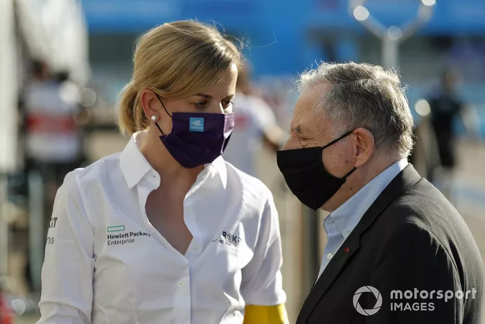 Susie Wolff, Jefa de equipo, Venturi habla con Jean Todt, Presidente de la FIA