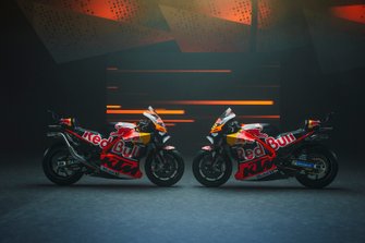 Jack Miller, Brad Binder, sepeda Red Bull KTM Factory Racing