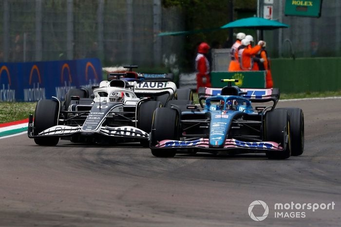 Esteban Ocon, Alpine A522, Pierre Gasly, AlphaTauri AT03