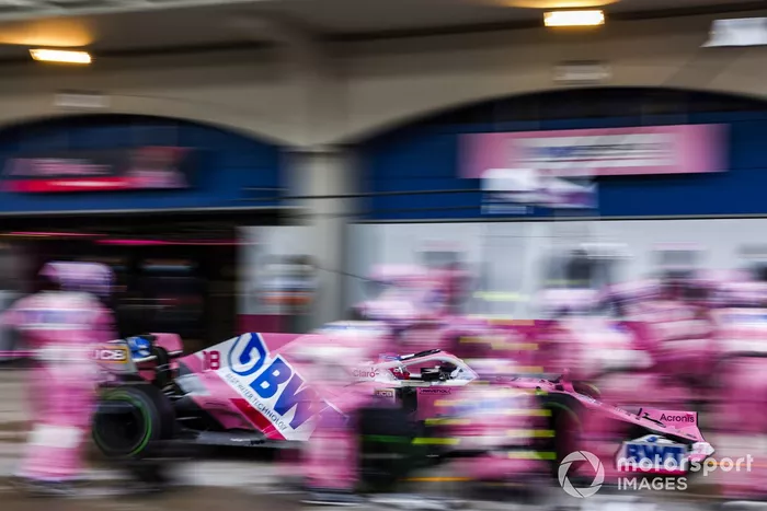 Lance Stroll, Racing Point RP20, en pits