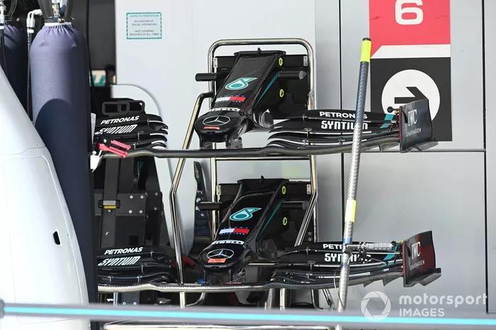 Detalle técnico del Mercedes