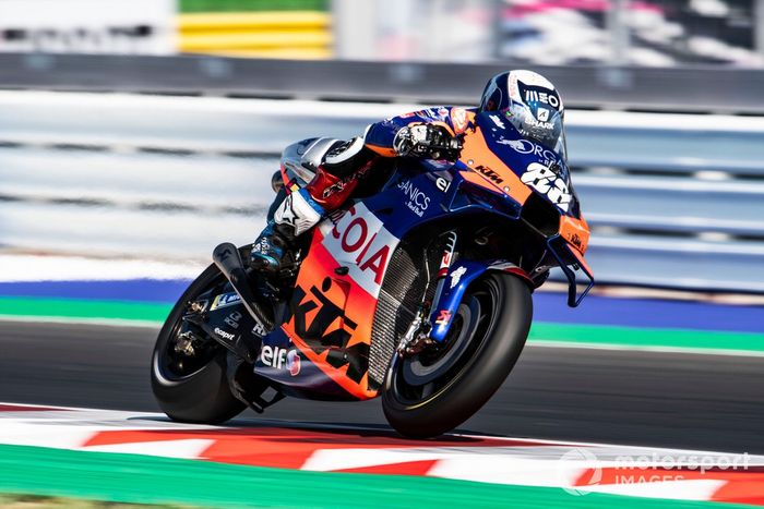 Miguel Oliveira, Red Bull KTM Tech 3
