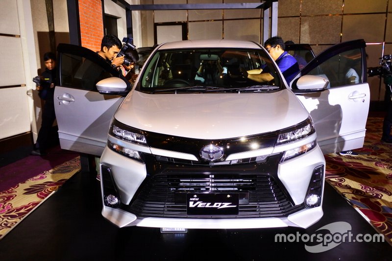 Bagian depan Toyota New Avanza