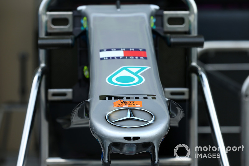 Vue détaillée du nez de la Mercedes-AMG F1 W09