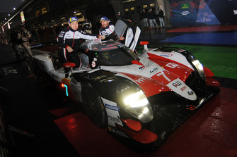 Les vainqueurs : #7 Toyota Gazoo Racing Toyota TS050: Mike Conway, Kamui Kobayashi, Jose Maria Lopez