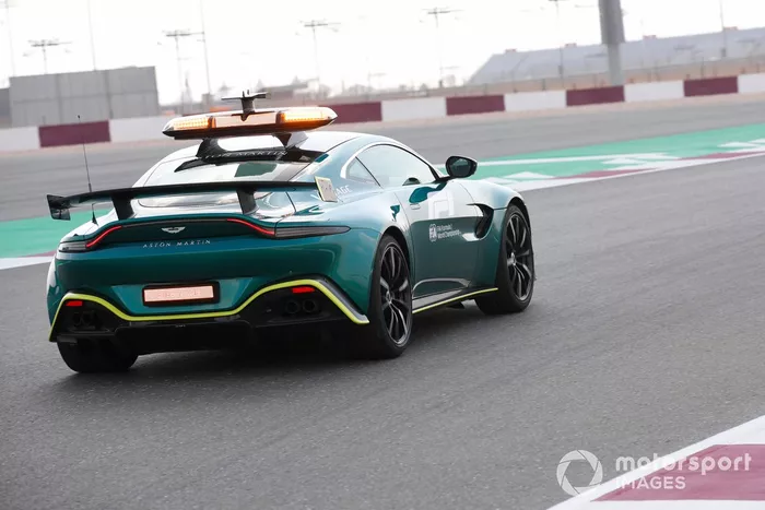 El Safety Car Aston Martin Vantage