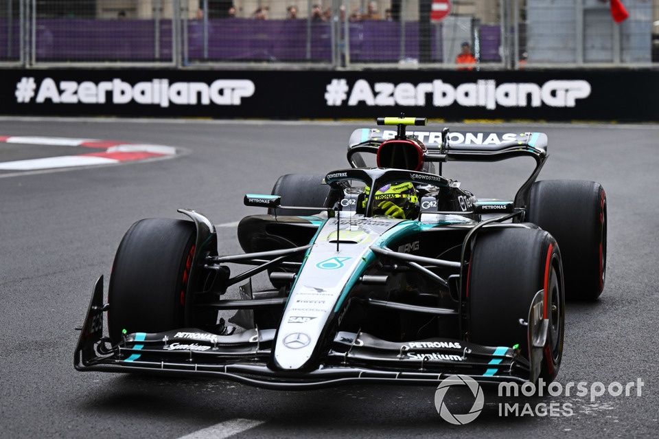 Lewis Hamilton, Mercedes F1 W15