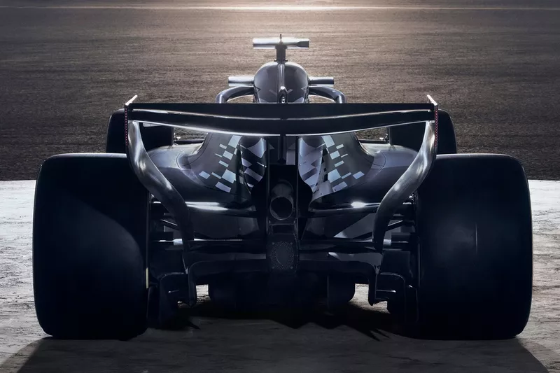 زي كاديلاك F1