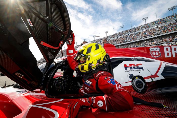 #93 Acura Meyer Shank Racing w/Curb Agajanian Acura ARX-06: Renger van der Zande, Nick Yelloly, Alex Palou, Kaku Ohta