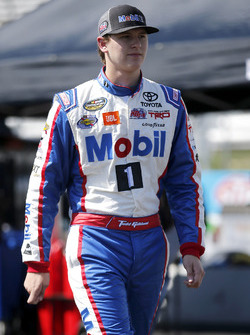 Todd Gilliland, Kyle Busch Motorsports, Toyota Tundra Mobil 1