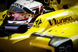Кевін Магнуссен, Renault Sport F1 Team RS16
